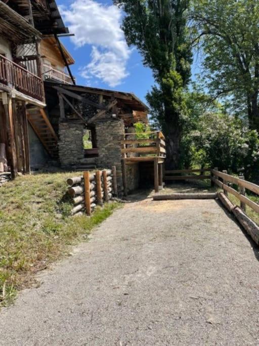 Chalet Avec Vue Sur Le Fort De Chateau Queyras Zewnętrze zdjęcie